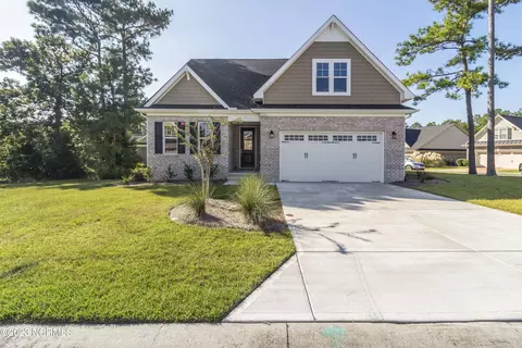 1216 Liset Ct SE, Bolivia, NC 28422