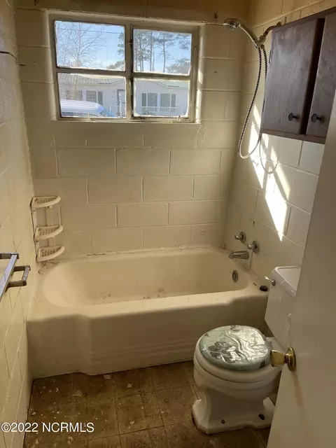 975 Albemarle Beach Rd, Roper, NC 27970 photo 6