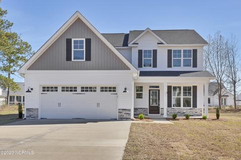 761 Majestic Oaks Dr, Hampstead, NC 28443