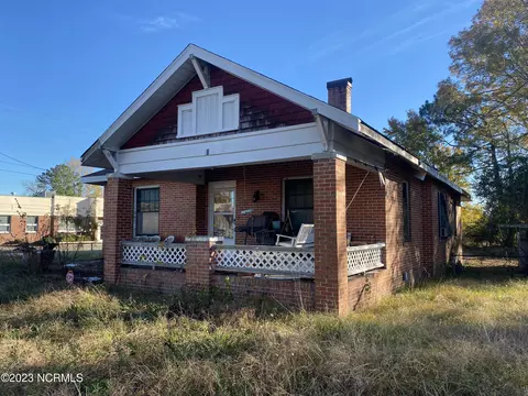 319 E Peyton Ave, Kinston, NC 28501 photo 1