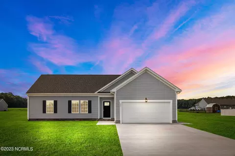 221 Pee Dee Dr, Shawboro, NC 27973