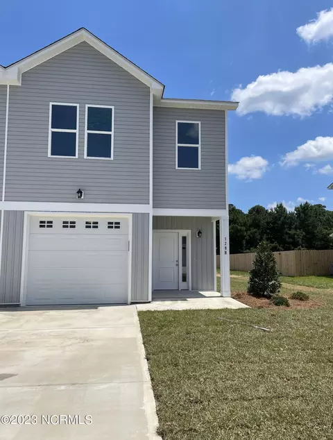 128 Pasture Ln #16B, Peletier, NC 28584