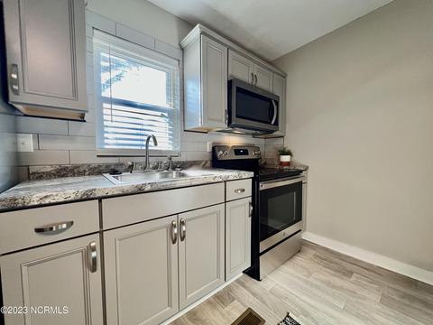 175 Daniels St, Hamlet, NC 28345 photo 4