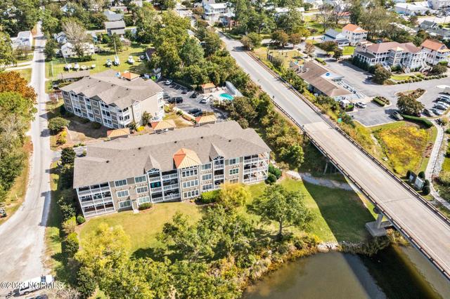 300 Midyette St # A8, Oriental, NC 28571