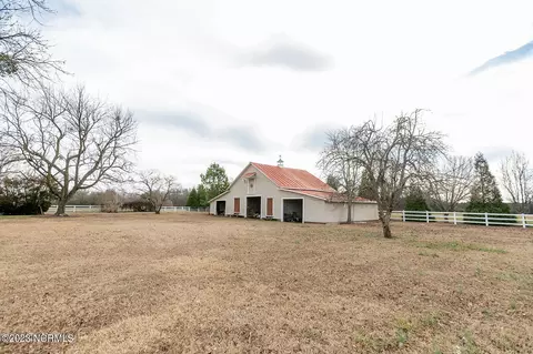 918 Sandy Ridge Rd, Tyner, NC 27980 photo 7