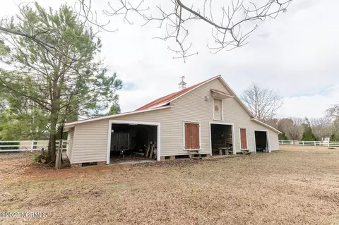 918 Sandy Ridge Rd, Tyner, NC 27980 photo 12