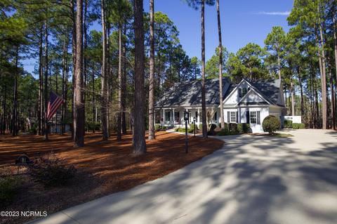 81 Stoneykirk Dr, Pinehurst, NC 28374 photo 2
