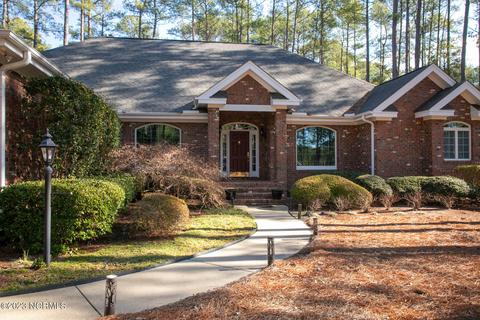 24 Greyabbey Dr, Pinehurst, NC 28374 photo 2