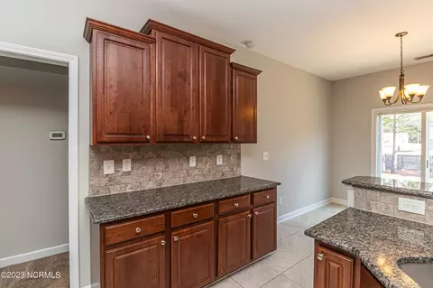 104 Padstone Ct, Dudley, NC 28333 photo 8