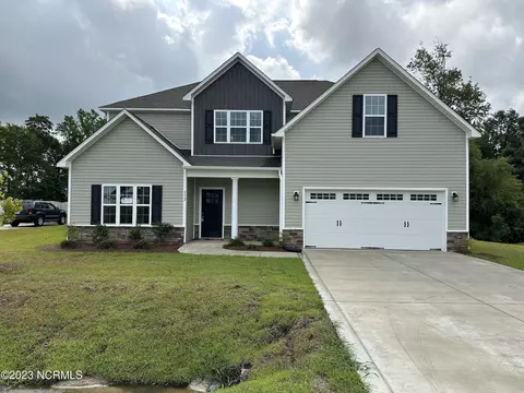 512 Jarrotts Pl, Jacksonville, NC 28546