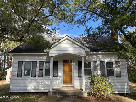 341 Seashore Dr, Atlantic, NC 28511