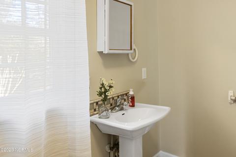 401 Front St, Vass, NC 28394 photo 26
