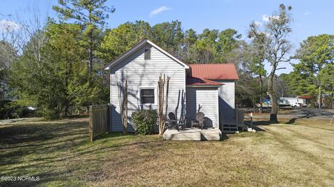 401 Front St, Vass, NC 28394 photo 9