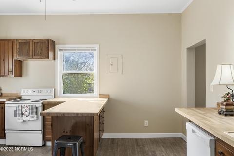 401 Front St, Vass, NC 28394 photo 11
