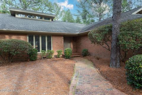 330 Sugar Pine Dr, Pinehurst, NC 28374 photo 2