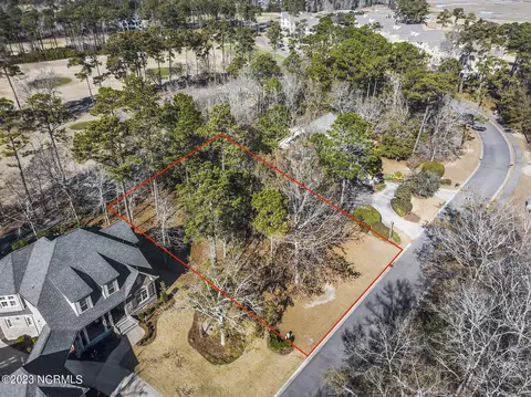 2062 Arnold Palmer Dr, Shallotte, NC 28470