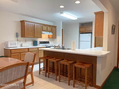302 Shearwater Dr, Hampstead, NC 28443 photo 10