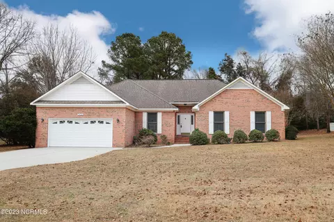 302 Shearwater Dr, Hampstead, NC 28443 photo 1