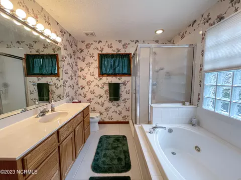 302 Shearwater Dr, Hampstead, NC 28443 photo 15