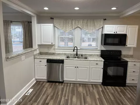 402 Cox Ave, Kinston, NC 28501 photo 5