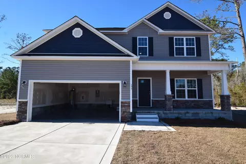 177 Finch Ln, New Bern, NC 28560