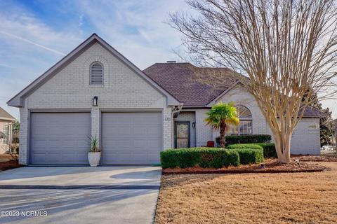 110 Castle Bay Dr, Hampstead, NC 28443 photo 2