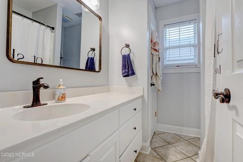 110 Castle Bay Dr, Hampstead, NC 28443 photo 22