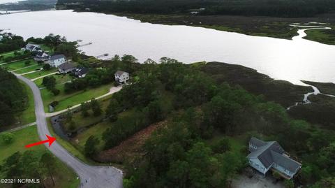 419 421 Pelican Harbor Rd, Beaufort, NC 28516