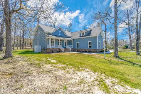 127 Pungo Dr, Hertford, NC 27944