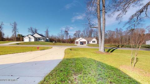 202 Cedar St, Dudley, NC 28333 photo 5