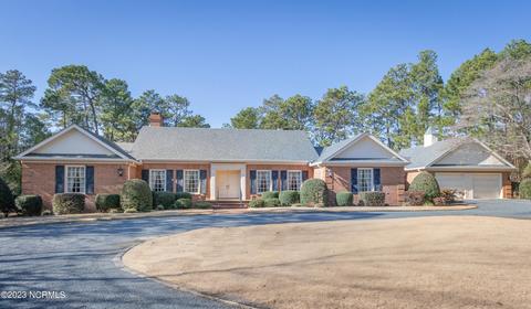 320 Inverrary Rd, Pinehurst, NC 28374 photo 1