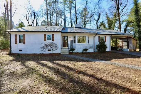 261 Old Plank Rd E, Robbins, NC 27325 photo 1