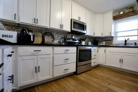 261 Old Plank Rd E, Robbins, NC 27325 photo 16