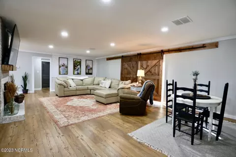 261 Old Plank Rd E, Robbins, NC 27325 photo 9