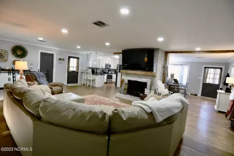 261 Old Plank Rd E, Robbins, NC 27325 photo 7