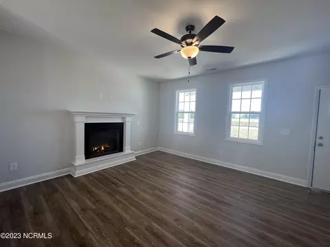 104 Fireside Dr, Benson, NC 27504 photo 7