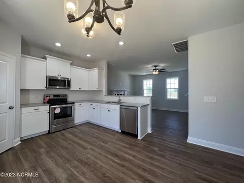 104 Fireside Dr, Benson, NC 27504 photo 10