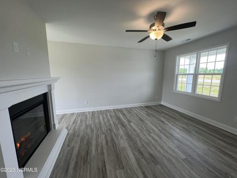 106 Fireside Dr, Benson, NC 27504 photo 7