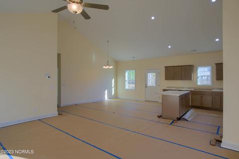 151 Broadleaf Dr, Jacksonville, NC 28546 photo 12