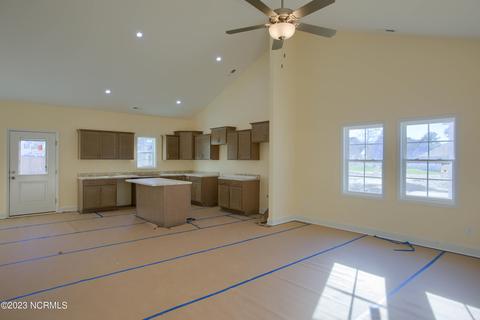 151 Broadleaf Dr, Jacksonville, NC 28546 photo 11