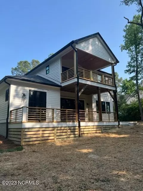 111 W High Bluff Dr, Hampstead, NC 28443 photo 18