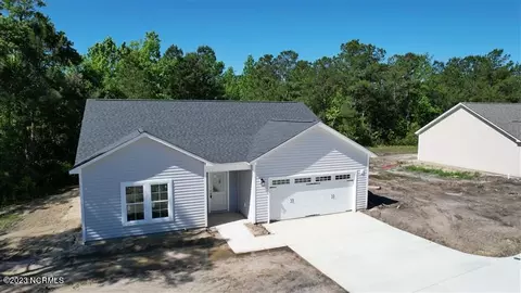 135 Queens Haven Rd, Hubert, NC 28539 photo 1