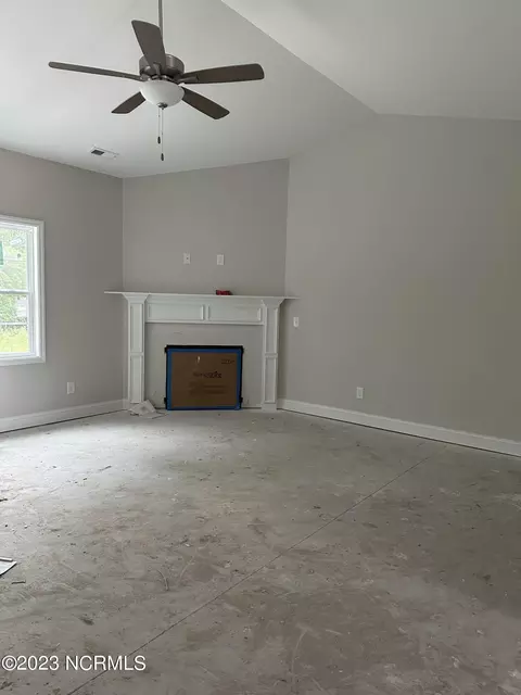 135 Queens Haven Rd, Hubert, NC 28539 photo 3