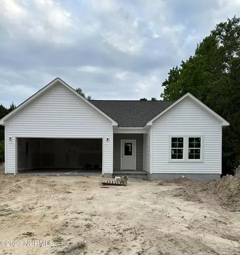 109 Clymer Ct, Hubert, NC 28539 photo 2