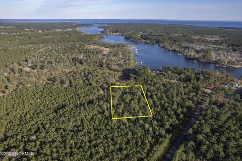 49 Shore Dr E, Oriental, NC 28571 photo 14