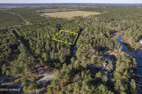 49 Shore Dr E, Oriental, NC 28571 photo 16