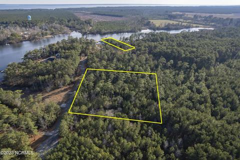 49 Shore Dr E, Oriental, NC 28571 photo 9