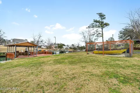 663 Hughes Rd, Hampstead, NC 28443 photo 36