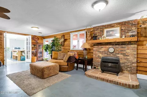 663 Hughes Rd, Hampstead, NC 28443 photo 31