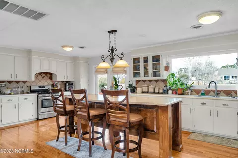 663 Hughes Rd, Hampstead, NC 28443 photo 10